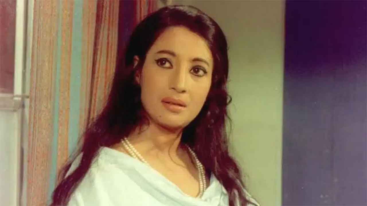 Suchitra Sen – बंगाली चित्रपटातील ‘ग्रेटा गार्बे’ म्हणून मान्यता पावलेल्या अभिनेत्री सुचित्रा सेन