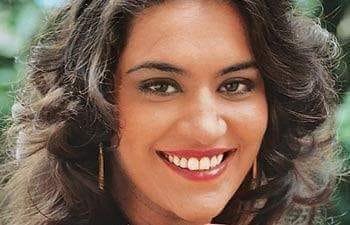 मनस्वी कलावंत प्रिया तेंडुलकर Priya Tendulkar